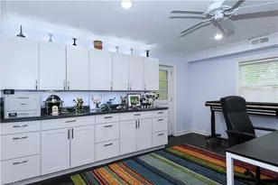 1014 Onslow Dr, Greensboro, NC 27408 - Photo 31