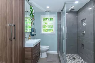 1014 Onslow Dr, Greensboro, NC 27408 - Photo 33