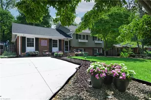 1014 Onslow Dr, Greensboro, NC 27408 - Photo 5