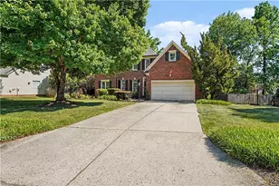 5718 Bayleaf Ln, Greensboro, NC 27455 - Photo 5