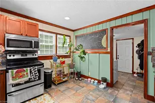 5210 Doris St, Winston-Salem, NC 27105 - Photo 7
