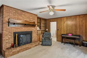 4480 Langhorne Dr, Winston-Salem, NC 27106 - Photo 9