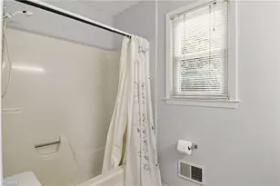 4480 Langhorne Dr, Winston-Salem, NC 27106 - Photo 23