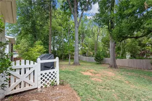 39-D Fountain Manor Dr, Greensboro, NC 27405 - Photo 41