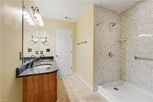 19 Mansfield Cir, Greensboro, NC 27455 - Photo 13