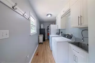 8311 Mapleway Ln, Greensboro, NC 27455 - Photo 33