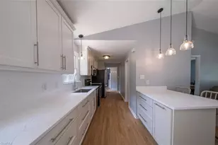 8311 Mapleway Ln, Greensboro, NC 27455 - Photo 19