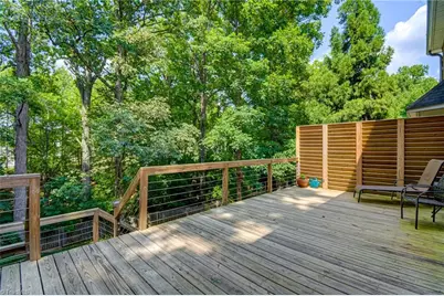 380 Hollinswood Avenue, Winston-Salem, NC 27103 - Photo 21