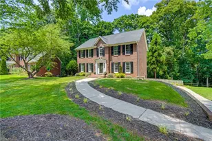 380 Hollinswood Ave, Winston-Salem, NC 27103 - Photo 3