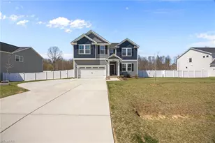 1355 Ouray Dr, Kernersville, NC 27284 - Photo 5
