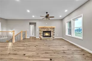 130 Oak Pointe Ln, Wilkesboro, NC 28697 - Photo 15