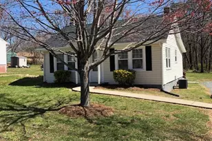 725 Baker St, Reidsville, NC 27320 - Photo 3