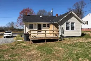 725 Baker St, Reidsville, NC 27320 - Photo 15