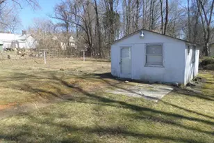 703 Bradley St, Reidsville, NC 27320 - Photo 17