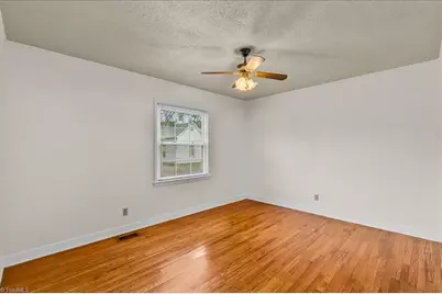 415 Davidson Street, Thomasville, NC 27360 - Photo 19