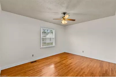 415 Davidson Street, Thomasville, NC 27360 - Photo 21