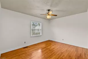 415 Davidson St, Thomasville, NC 27360 - Photo 21