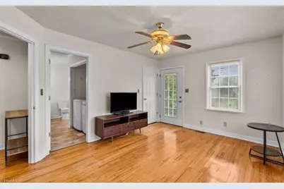 415 Davidson Street, Thomasville, NC 27360 - Photo 7