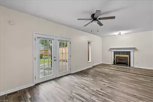 415 Davidson St, Thomasville, NC 27360 - Photo 13