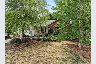 2023 Priya Street, Thomasville, NC 27360 - Photo 5