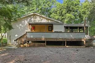 7606 Bailey Ln, Liberty, NC 27298 - Photo 25