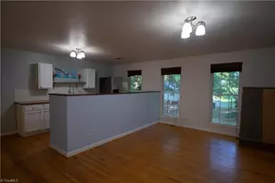 7606 Bailey Ln, Liberty, NC 27298 - Photo 9