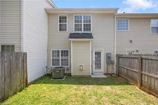 152 Queensberry Ct, Greensboro, NC 27405 - Photo 29