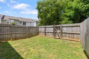 152 Queensberry Ct, Greensboro, NC 27405 - Photo 31