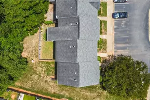 152 Queensberry Ct, Greensboro, NC 27405 - Photo 35