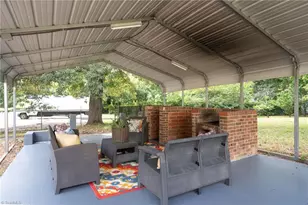 258 Lakeside Ave, Burlington, NC 27217 - Photo 35