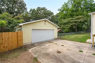 258 Lakeside Ave, Burlington, NC 27217 - Photo 37