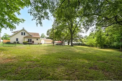 258 Lakeside Avenue, Burlington, NC 27217 - Photo 41