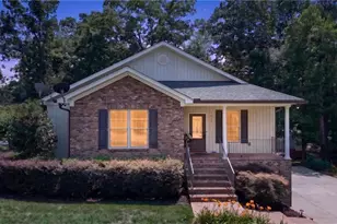 1411 Emerywood Dr, High Point, NC 27262 - Photo 45