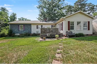 5109 Nc Highway 89 E, Walnut Cove, NC 27052 - Photo 23