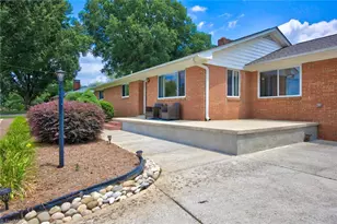 4010 Kernersville Rd, Winston-Salem, NC 27107 - Photo 5