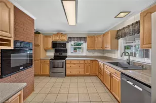 4010 Kernersville Rd, Winston-Salem, NC 27107 - Photo 15