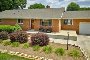 4010 Kernersville Rd, Winston-Salem, NC 27107 - Photo 3