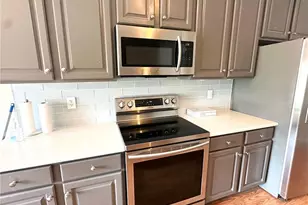 407 Timbercreek Dr, McLeansville, NC 27301 - Photo 5