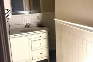 2503 W Vandalia Rd, Greensboro, NC 27407 - Photo 9