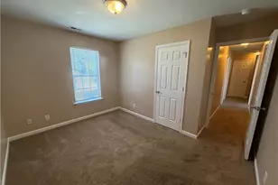3608 Sherbourne Ln, Greensboro, NC 27405 - Photo 13