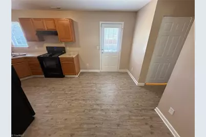 3608 Sherbourne Lane, Greensboro, NC 27405 - Photo 5