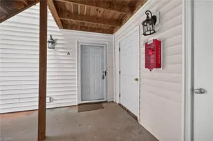 4219 Edith Ln, Greensboro, NC 27409 - Photo 3