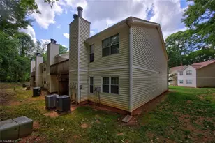 4219 Edith Ln, Greensboro, NC 27409 - Photo 27