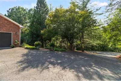 175 Sandtrap Lane, Pilot Mountain, NC 27041 - Photo 39