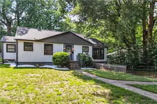 820 Brent St, Winston-Salem, NC 27103 - Photo 1