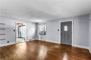 820 Brent St, Winston-Salem, NC 27103 - Photo 5