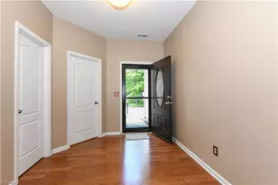 5019 Brian Center Ln, Winston-Salem, NC 27106 - Photo 7