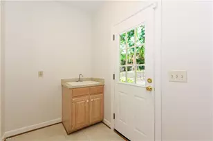 3 Charlottesville Ct, Greensboro, NC 27410 - Photo 17