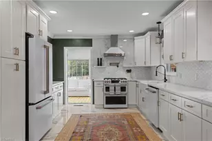 113 Holden Rd, Greensboro, NC 27410 - Photo 9