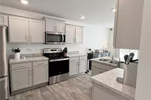5021 Black Frst Dr, Greensboro, NC 27405 - Photo 5
